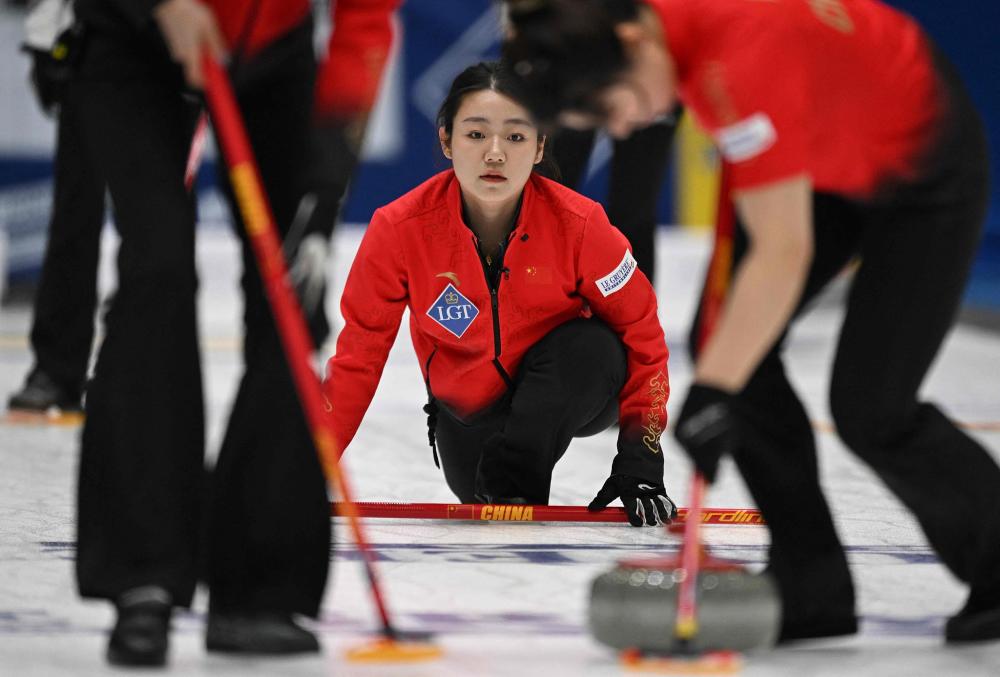 他摆脱防守 他摆脱防守